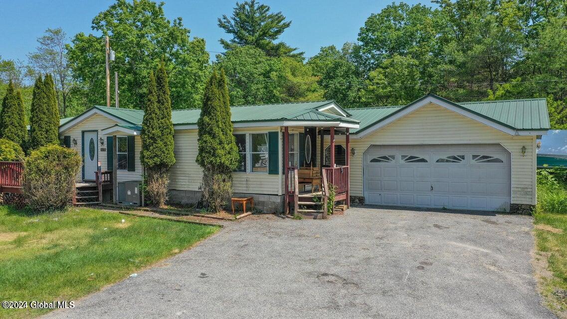 25/26 Sunset Hill Hague NY 12836