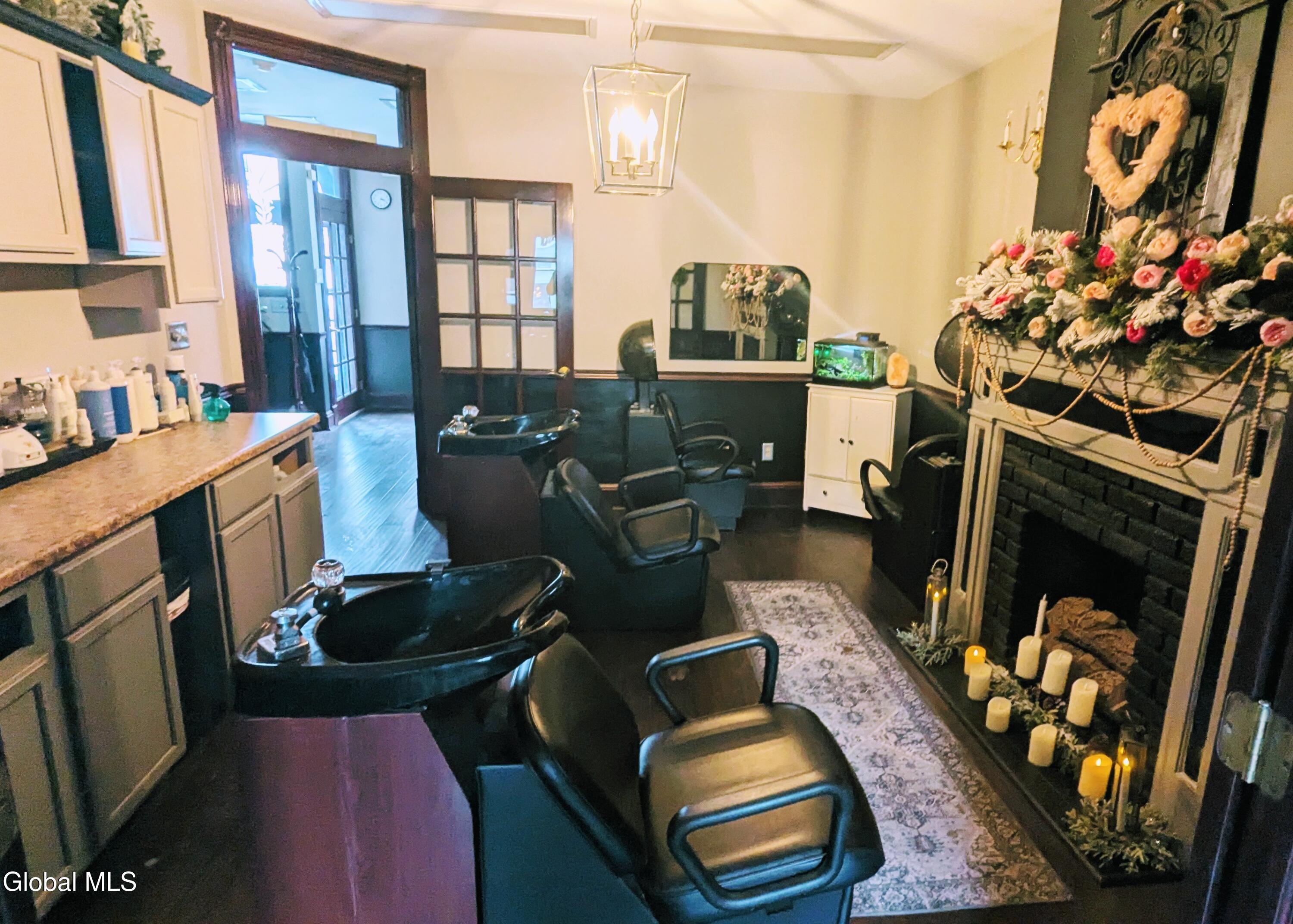 162 Lafayette Street Schenectady NY 12305