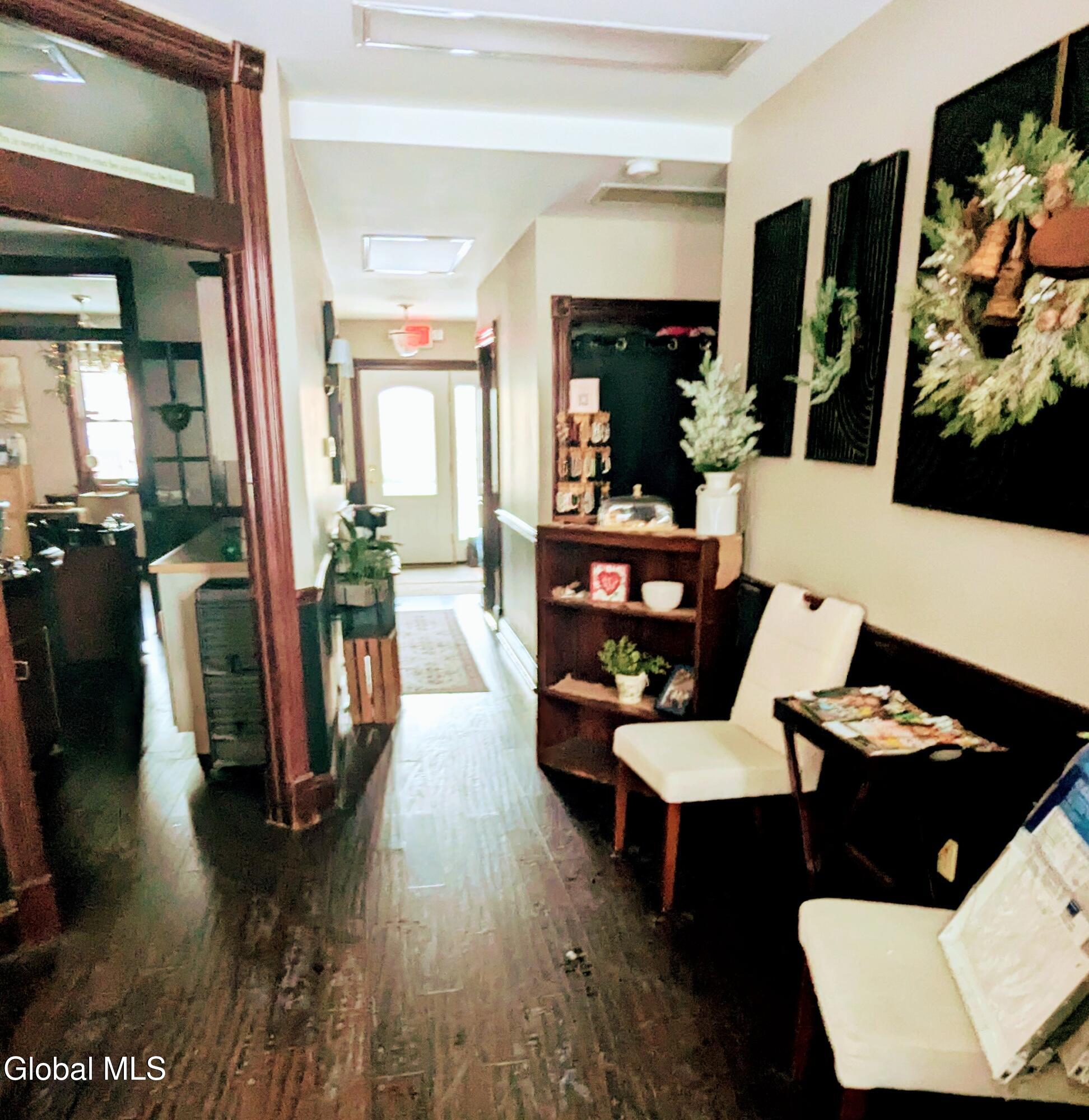 162 Lafayette Street Schenectady NY 12305