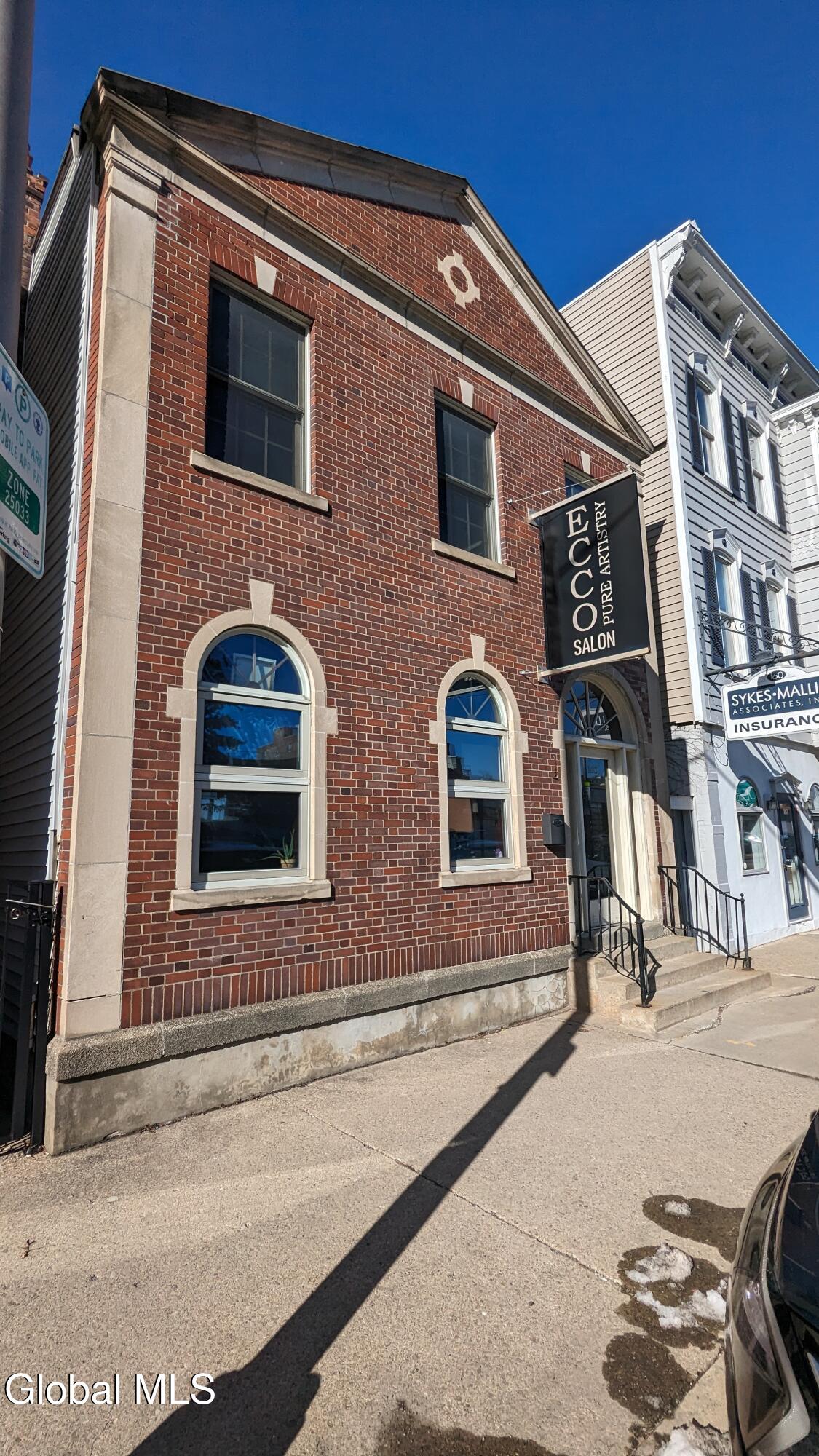 162 Lafayette Street Schenectady NY 12305