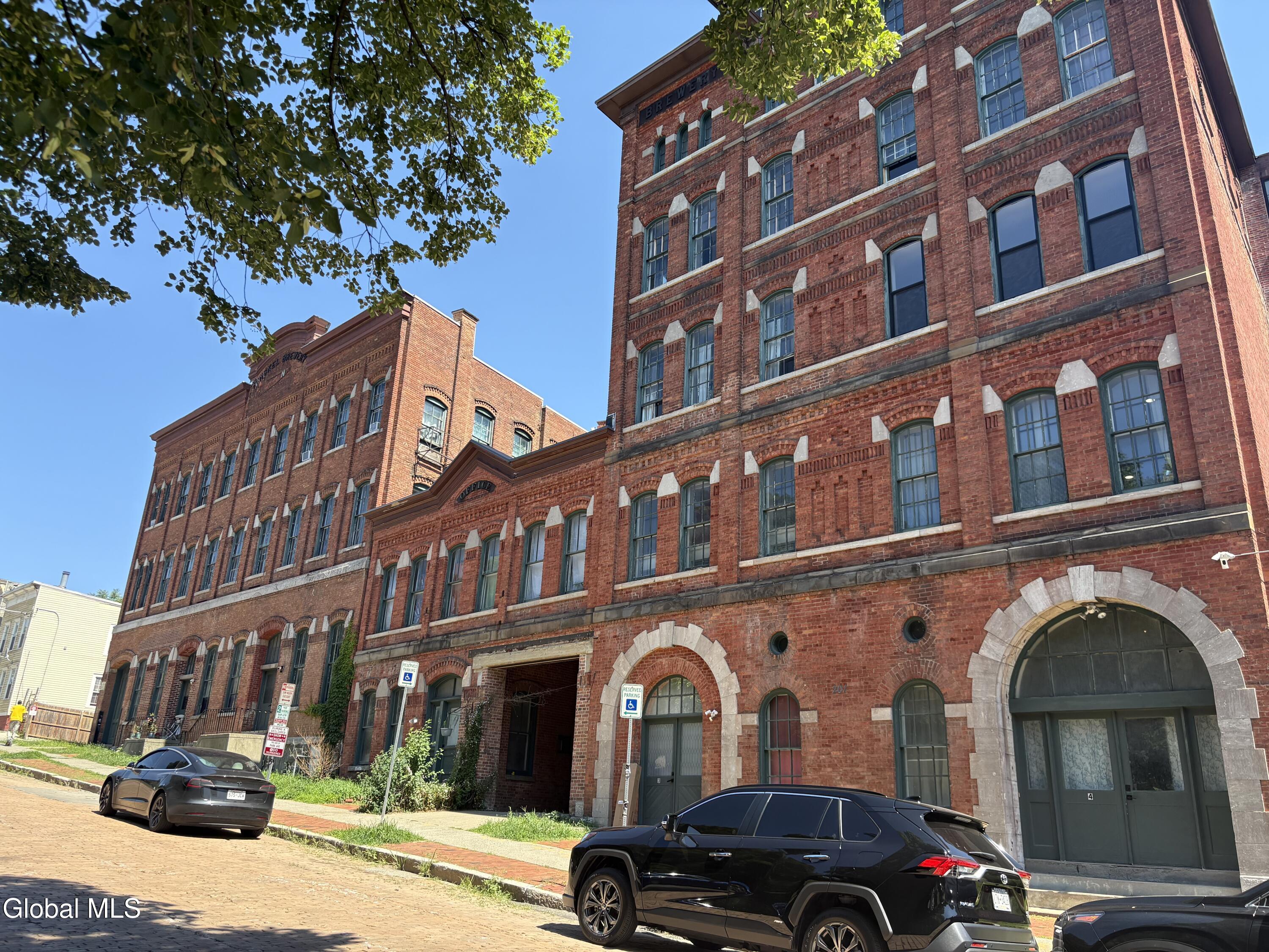 201 Park Avenue Albany NY 12202