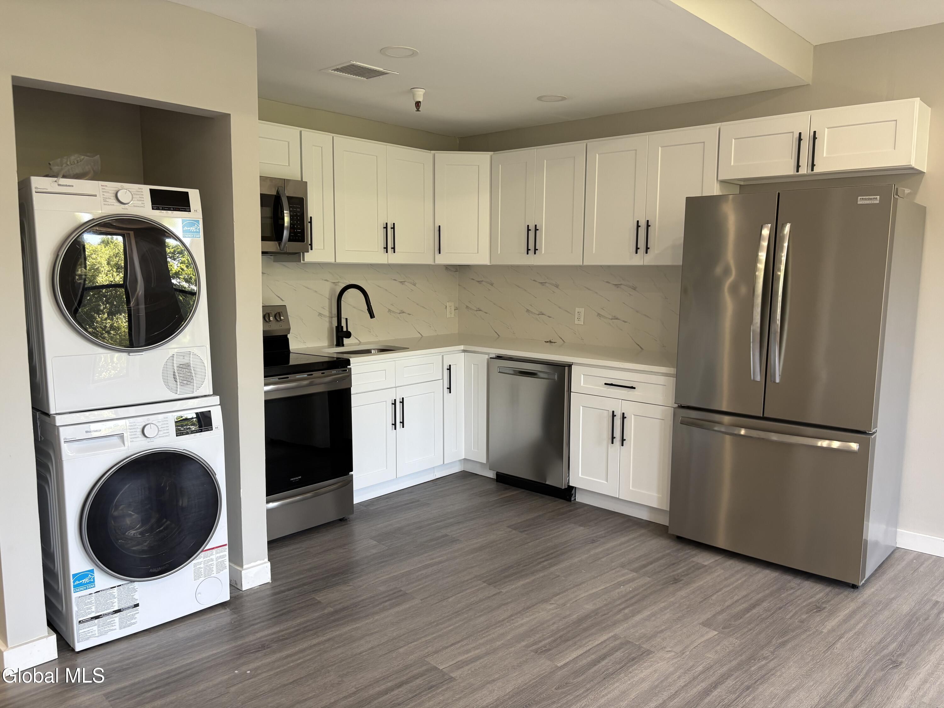 201 Park Avenue Albany NY 12202