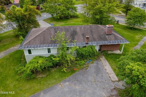 126 West Avenue Saratoga Springs NY 12866