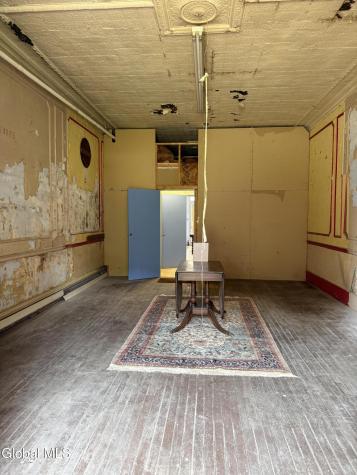 27 W Fulton Street Gloversville NY 12078