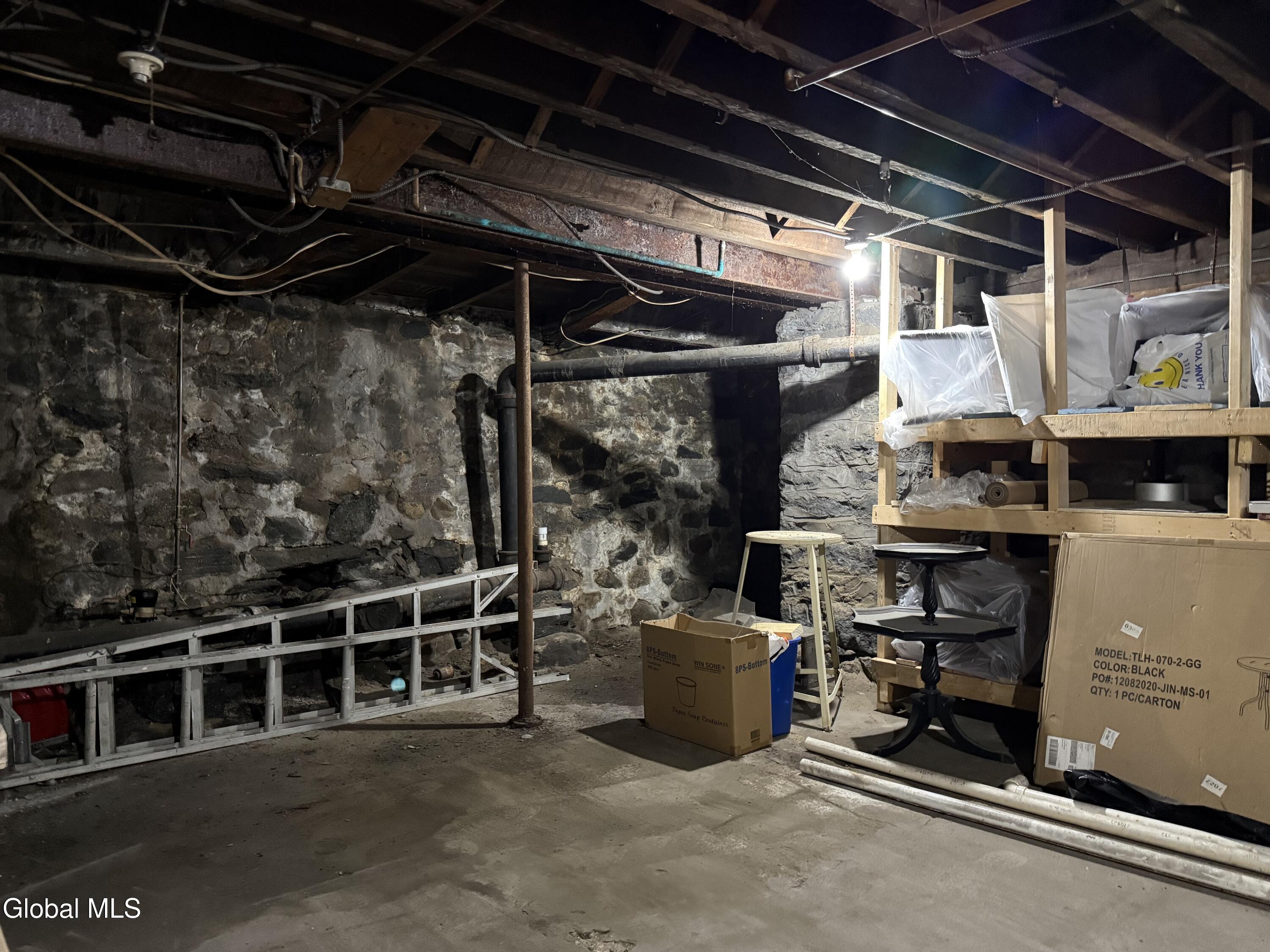 27 W Fulton Street Gloversville NY 12078