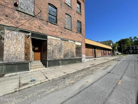 10 Leonard Street Amsterdam NY 12010
