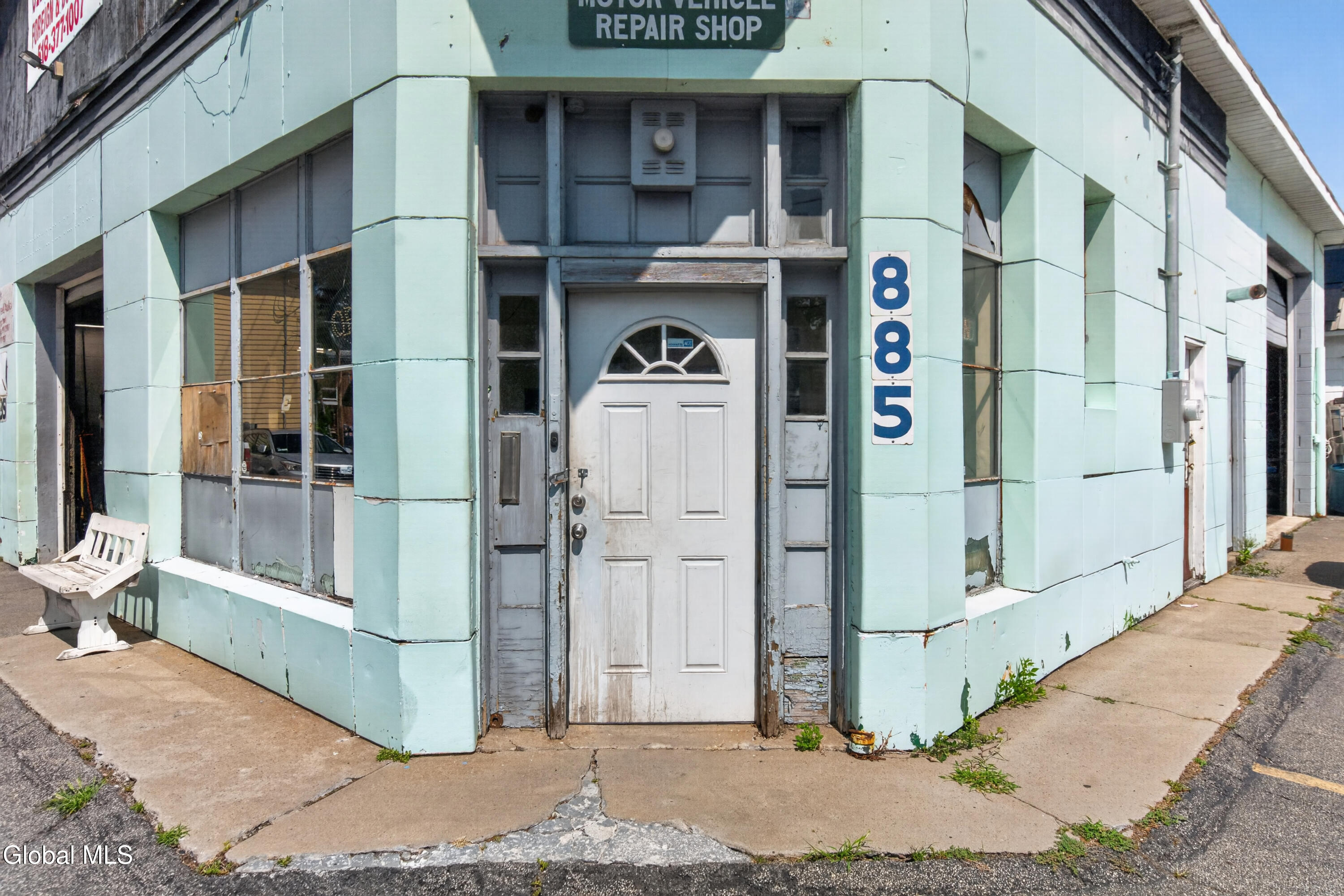 885 Strong Street Schenectady NY 12307