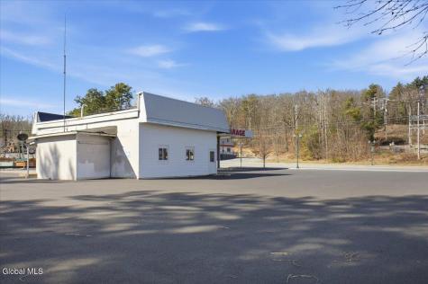 2124 Us-9 Lake George NY 12845