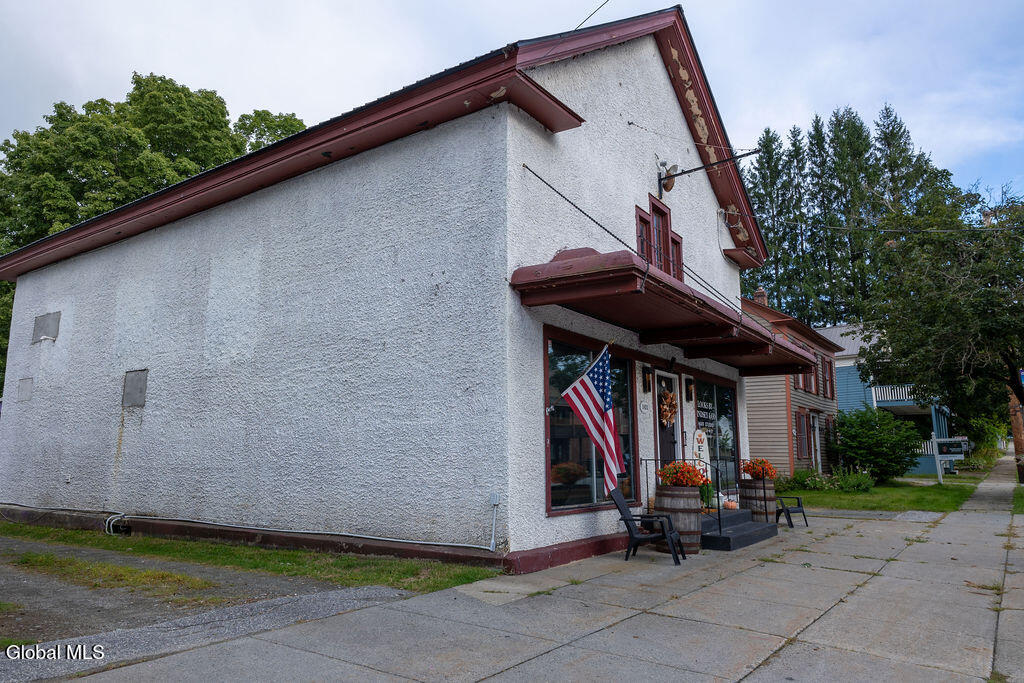 6382 U.s. 9 Chestertown NY 12817