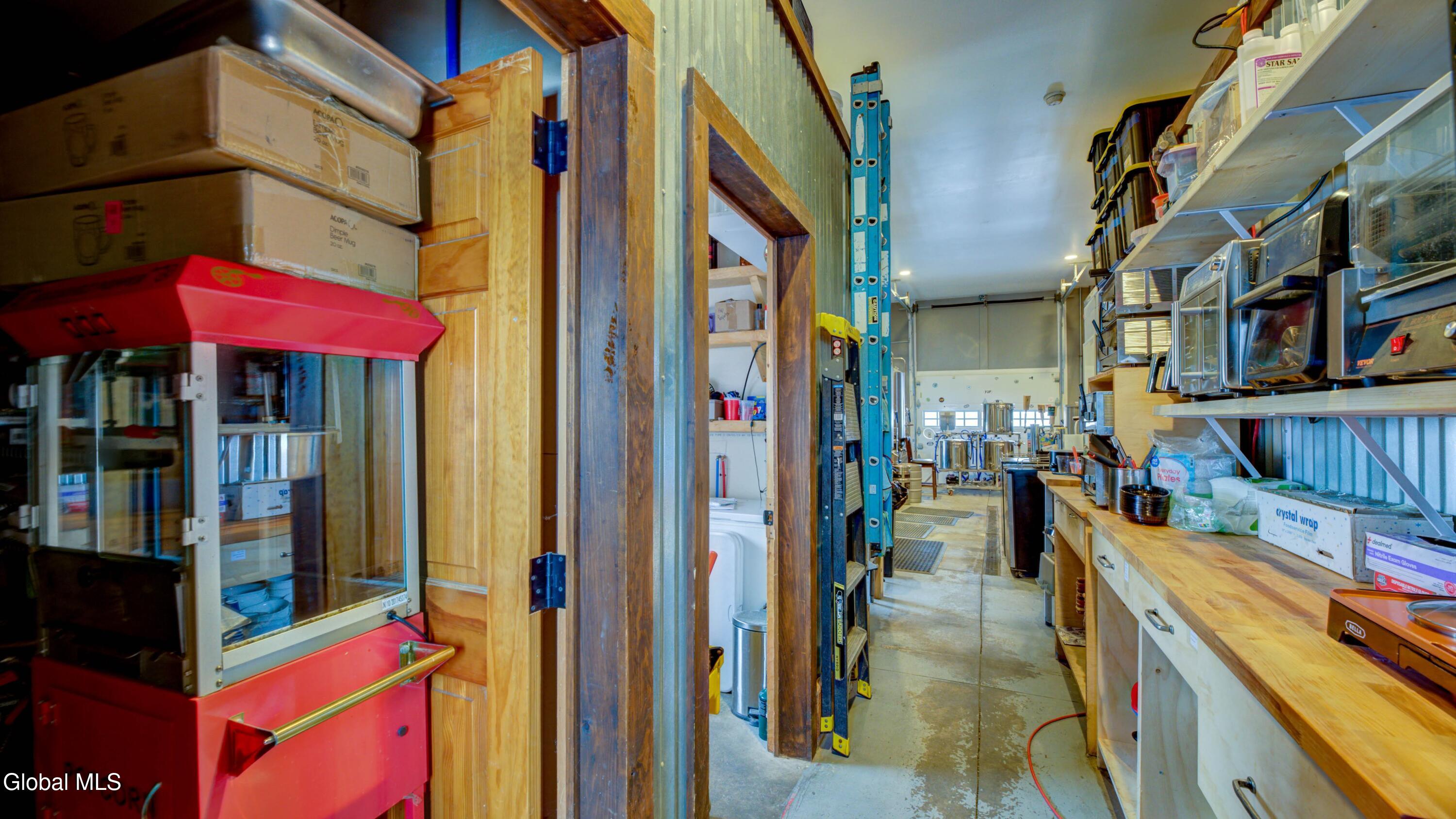 3647 Ny-30 Broadalbin NY 12025