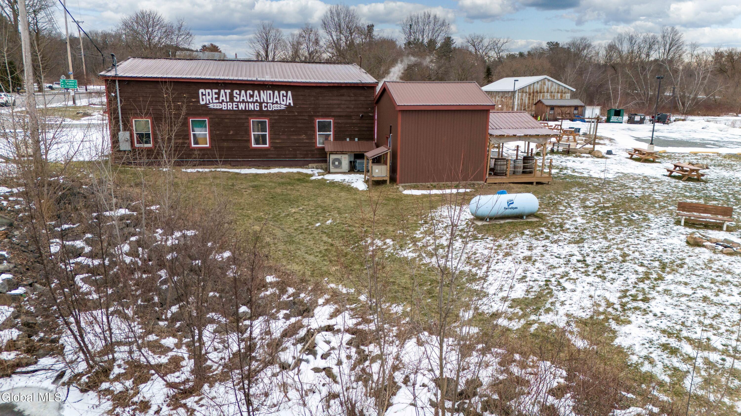 3647 Ny-30 Broadalbin NY 12025
