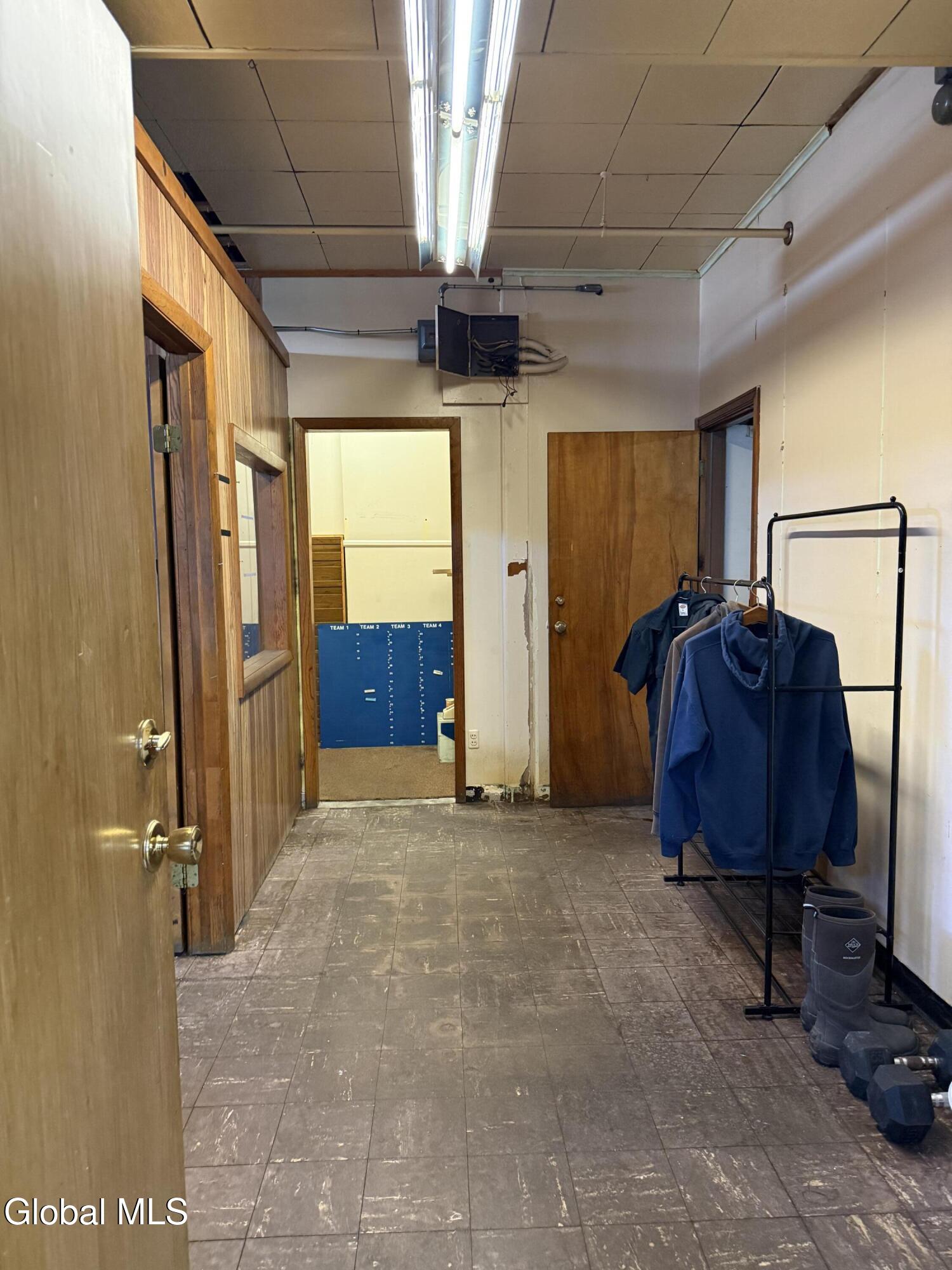18 Glenwood Avenue Gloversville NY 12078