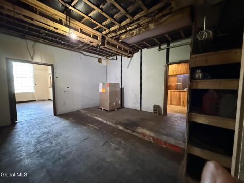 18 Glenwood Avenue Gloversville NY 12078