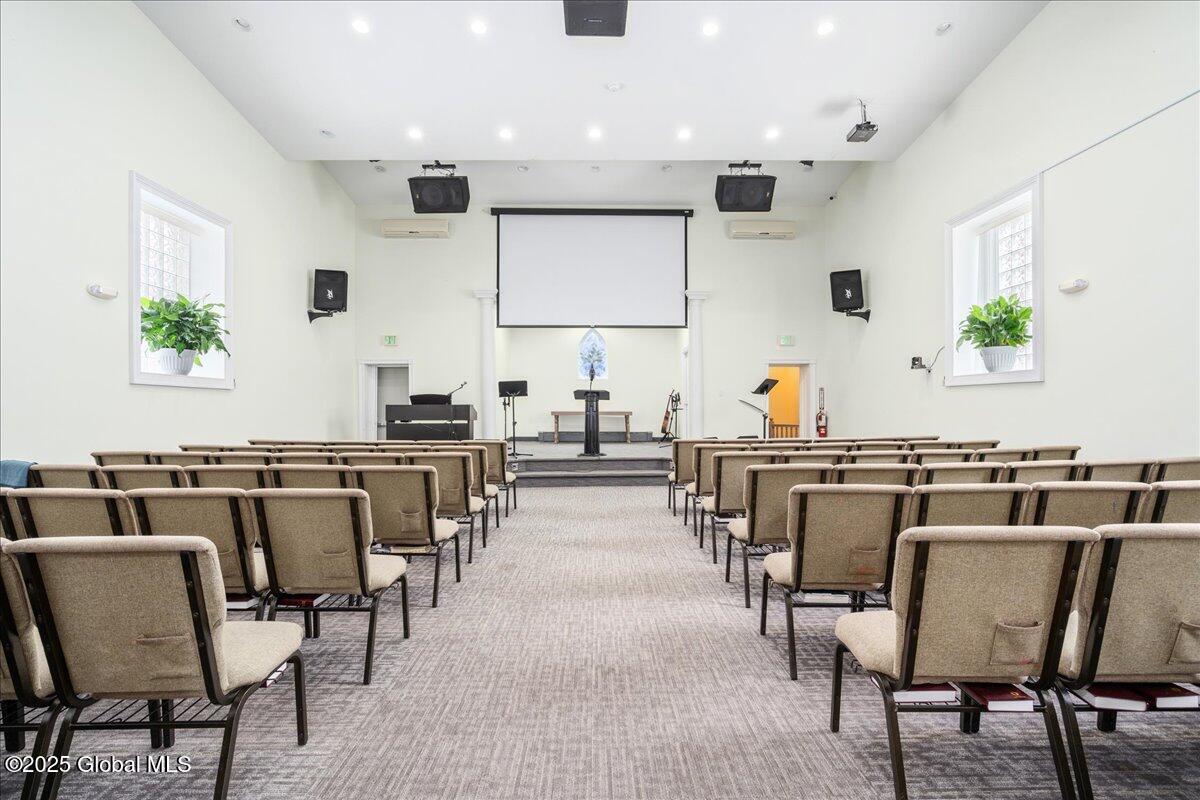281 Washington Avenue Albany NY 12206