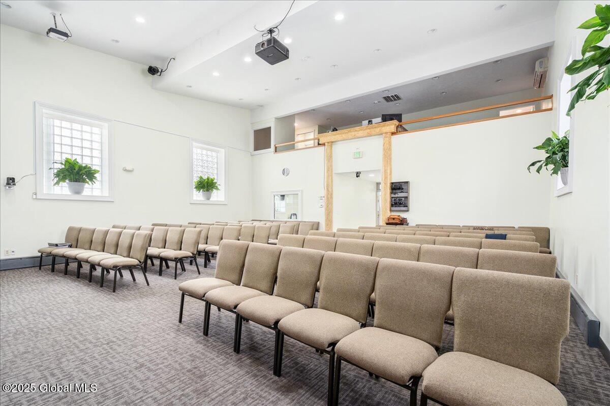 281 Washington Avenue Albany NY 12206