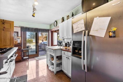 1049 River Road Selkirk NY 12158