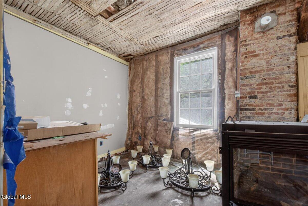 7134 Ny-66 East Nassau NY 12062