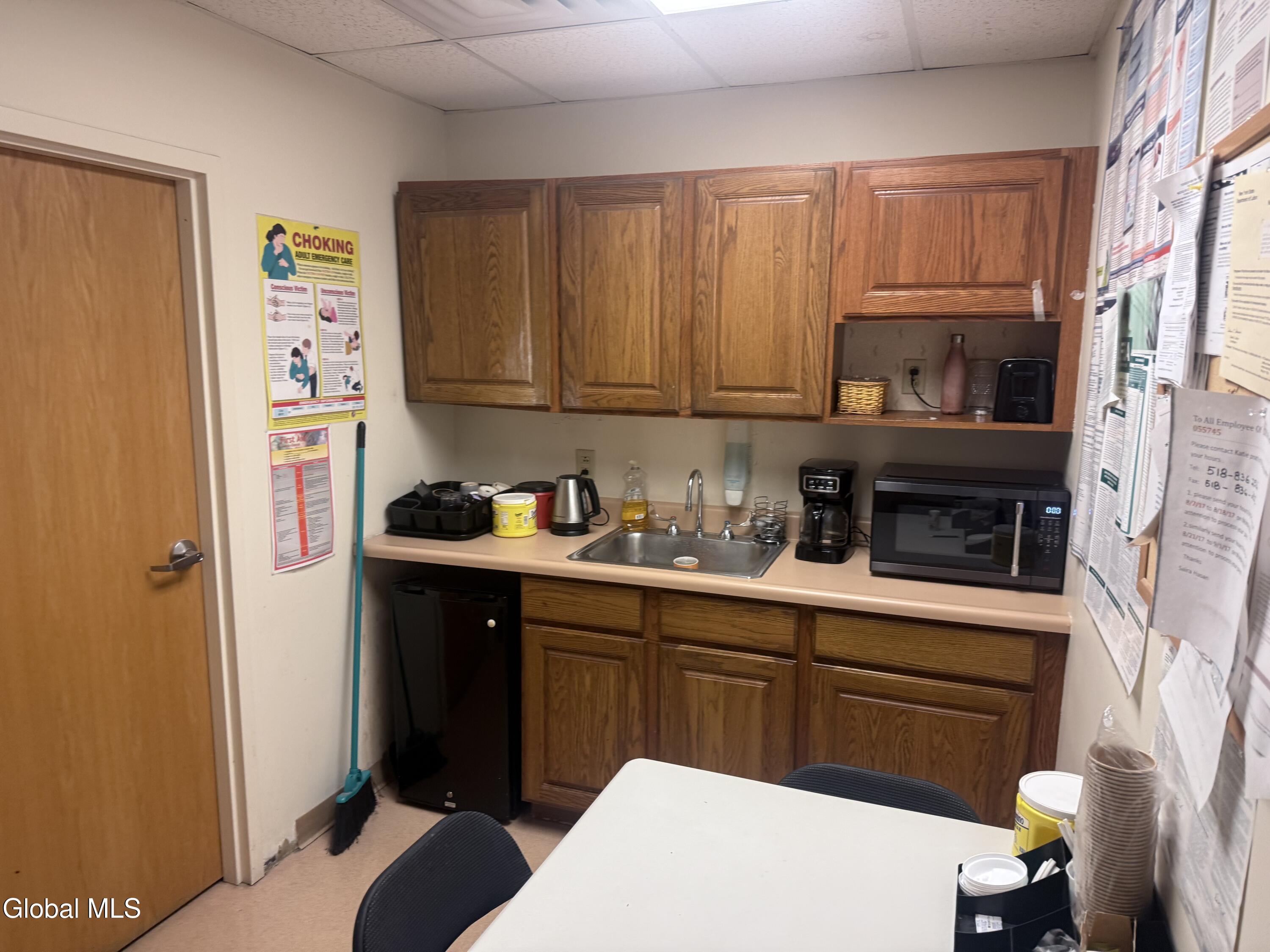 63 Shaker Road Albany NY 12204