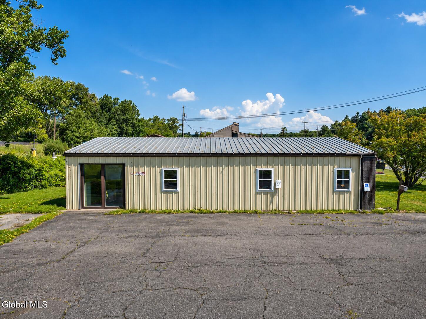111 S Comrie Avenue Johnstown NY 12095