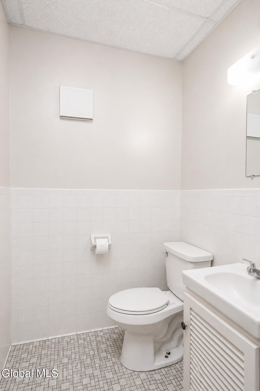 111 S Comrie Avenue Johnstown NY 12095