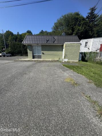 18223 Ny-22 Berlin NY 12022