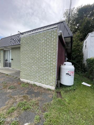 18223 Ny-22 Berlin NY 12022