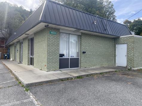 18223 Ny-22 Berlin NY 12022