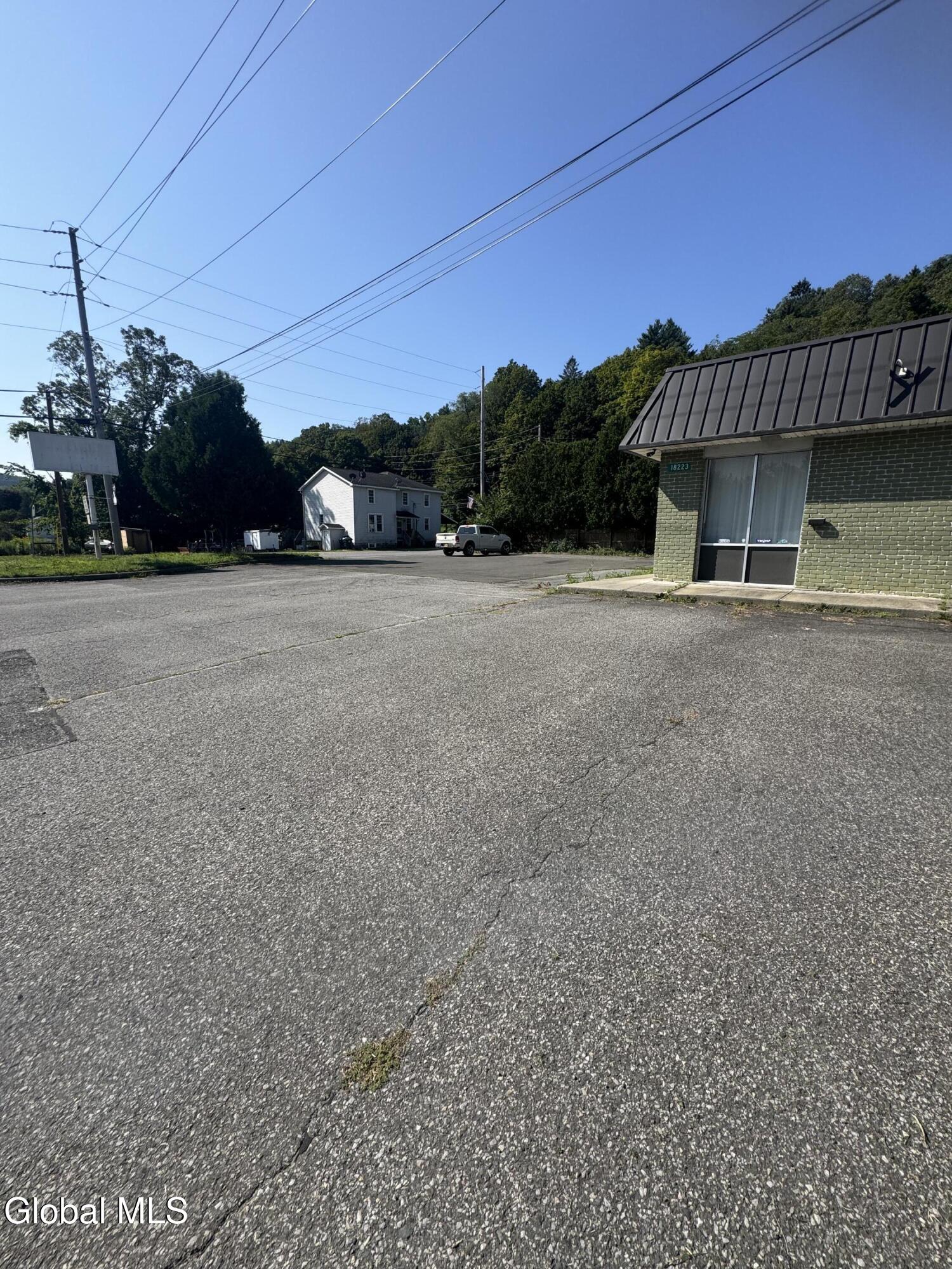18223 Ny-22 Berlin NY 12022
