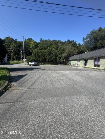 18223 Ny-22 Berlin NY 12022