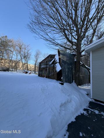 133-135 Clizbe Avenue Amsterdam NY 12010