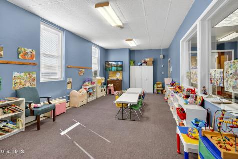 585 Central Avenue Albany NY 12206