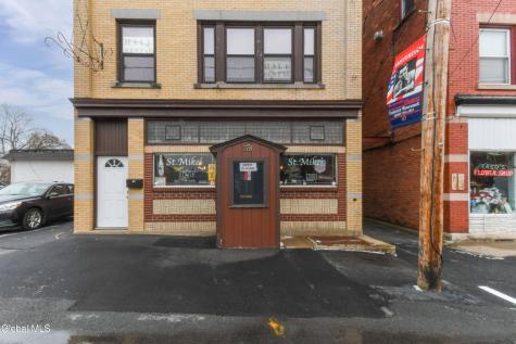 38 Reid Street Amsterdam NY 12010