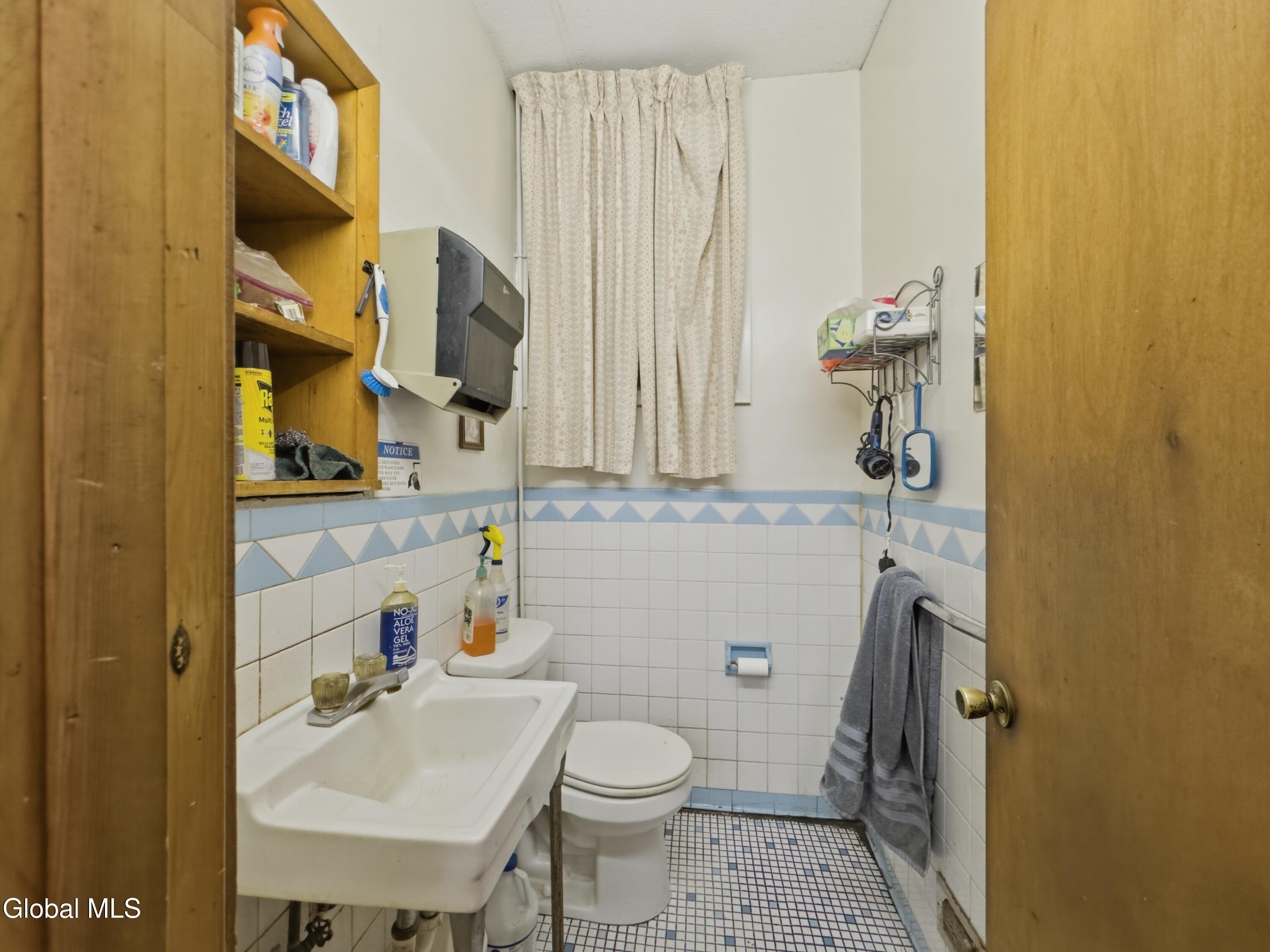 718 Central Avenue Albany NY 12206