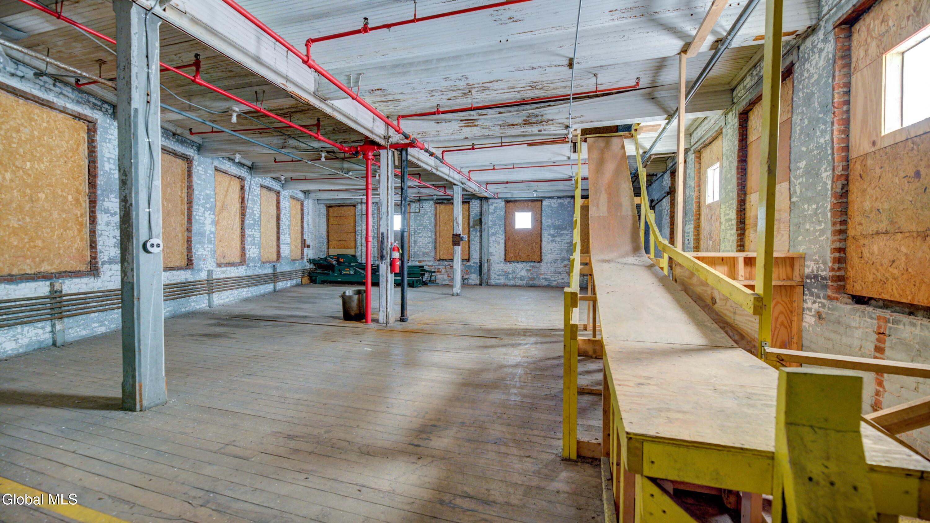 6 W Pine Street Gloversville NY 12078