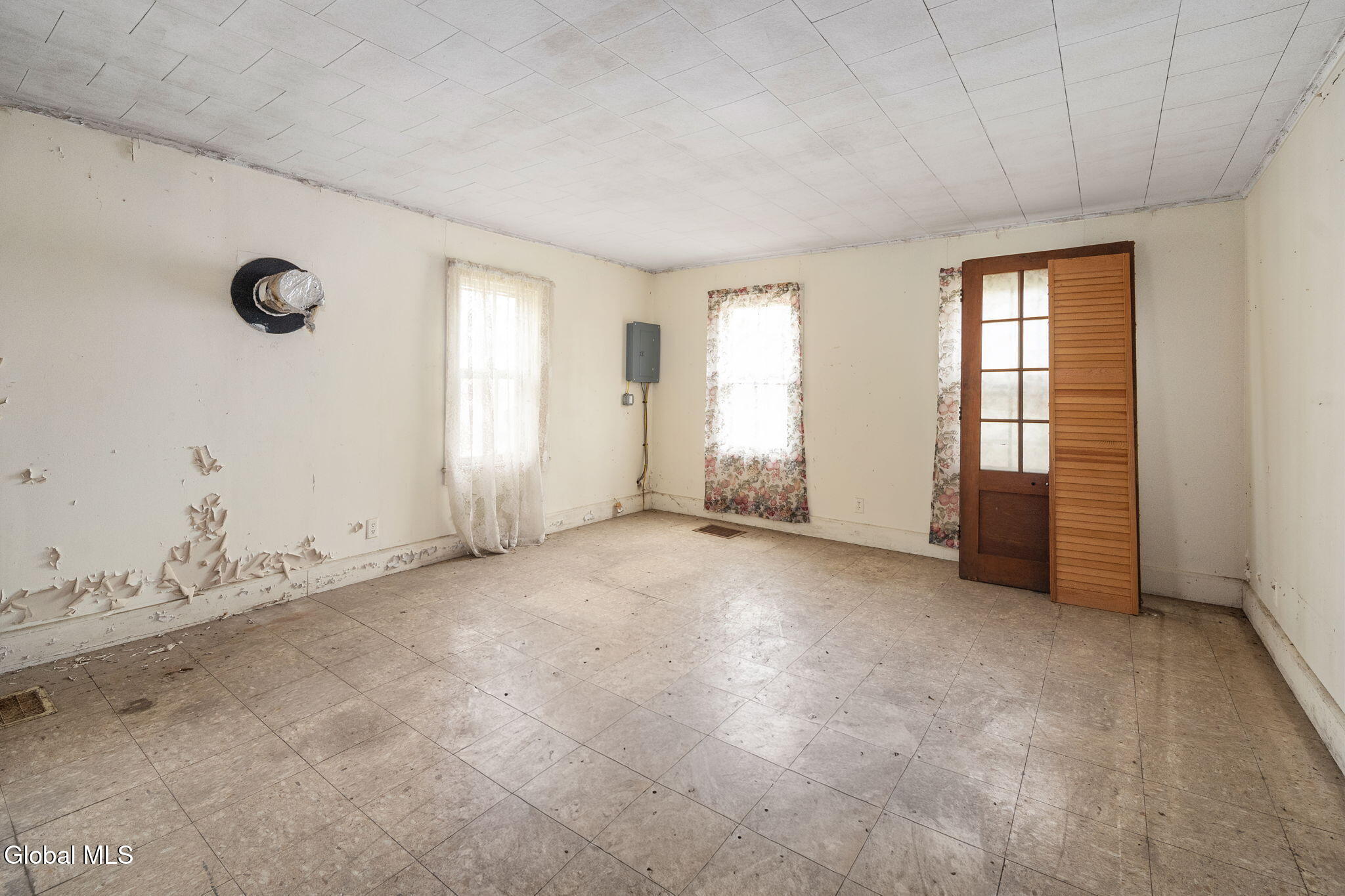 1335 New York 30a Sloansville NY 12160