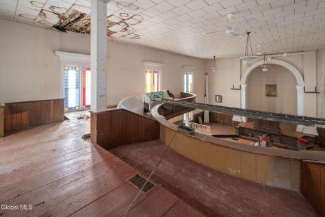 1335 New York 30a Sloansville NY 12160