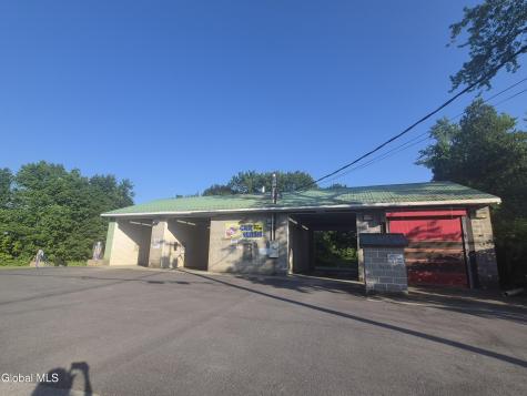 18 Pine Street Corinth NY 12822