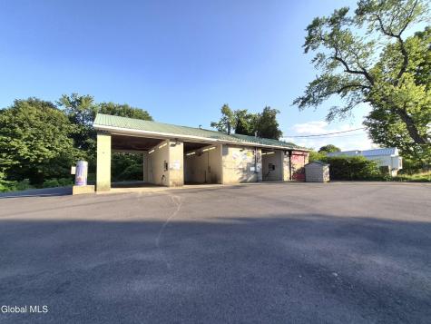 18 Pine Street Corinth NY 12822