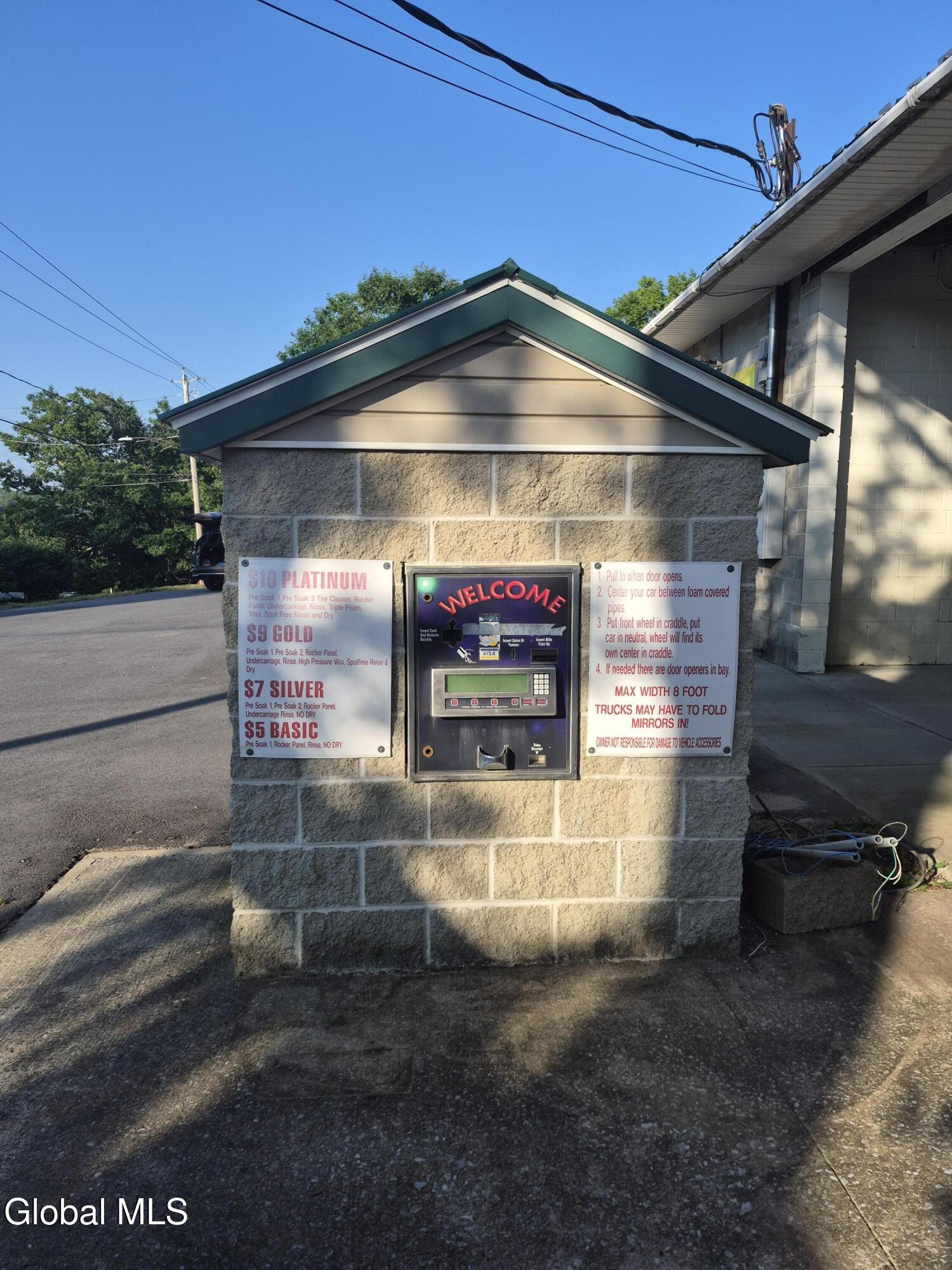 18 Pine Street Corinth NY 12822