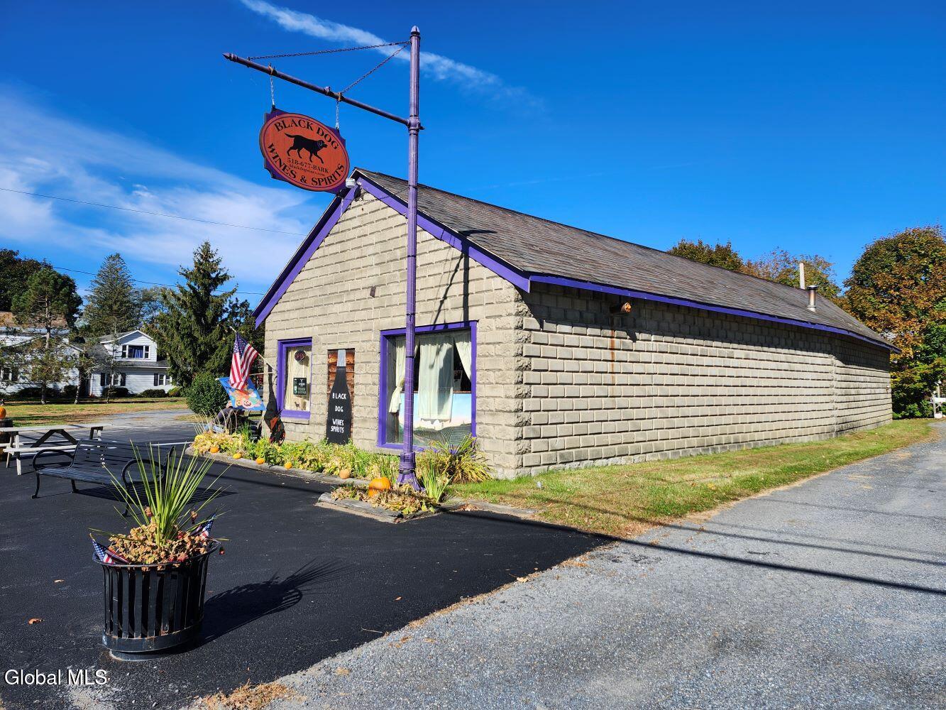 98 West Main Street Cambridge NY 12816