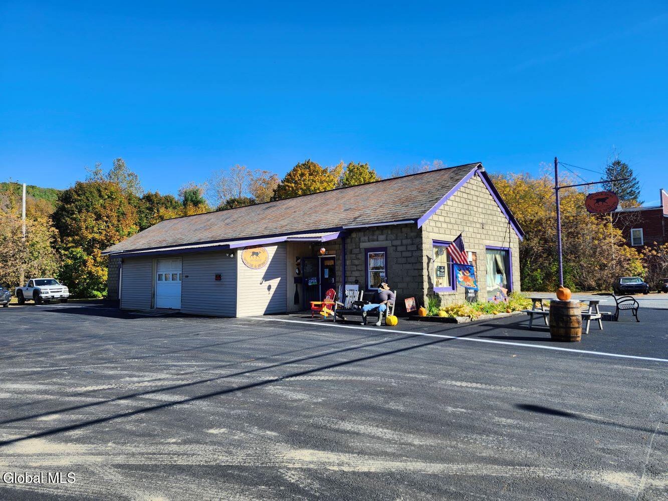 98 West Main Street Cambridge NY 12816