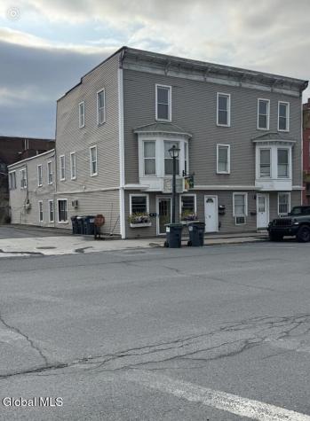 25-27 Main Hoosick Falls NY 12090