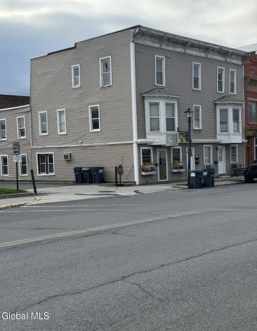 25-27 Main Hoosick Falls NY 12090