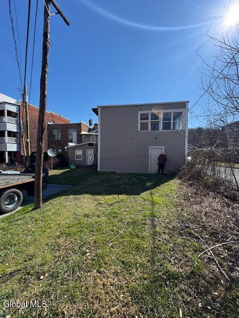 25-27 Main Hoosick Falls NY 12090