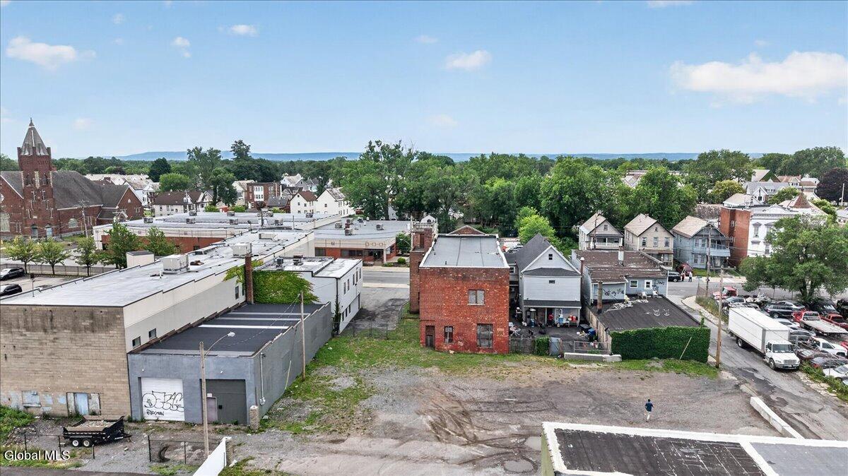 907 Albany Street Schenectady NY 12307