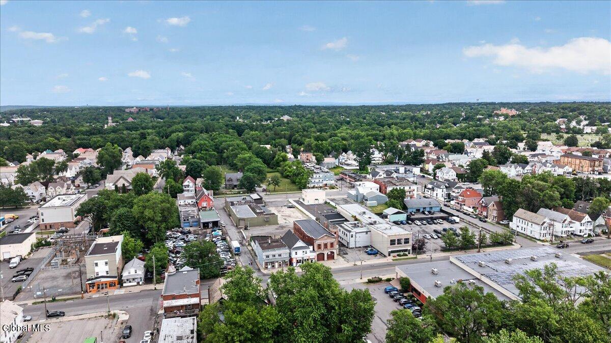 907 Albany Street Schenectady NY 12307