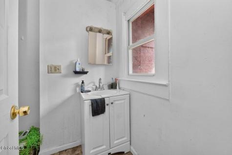 601 Clinton Avenue Albany NY 12206