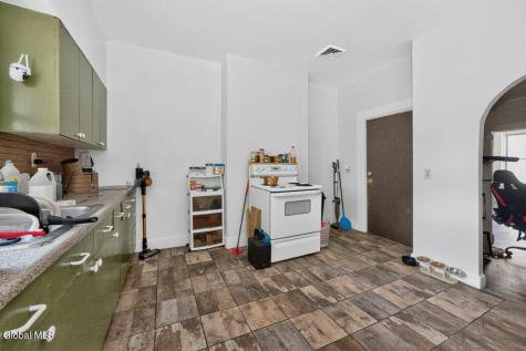 601 Clinton Avenue Albany NY 12206