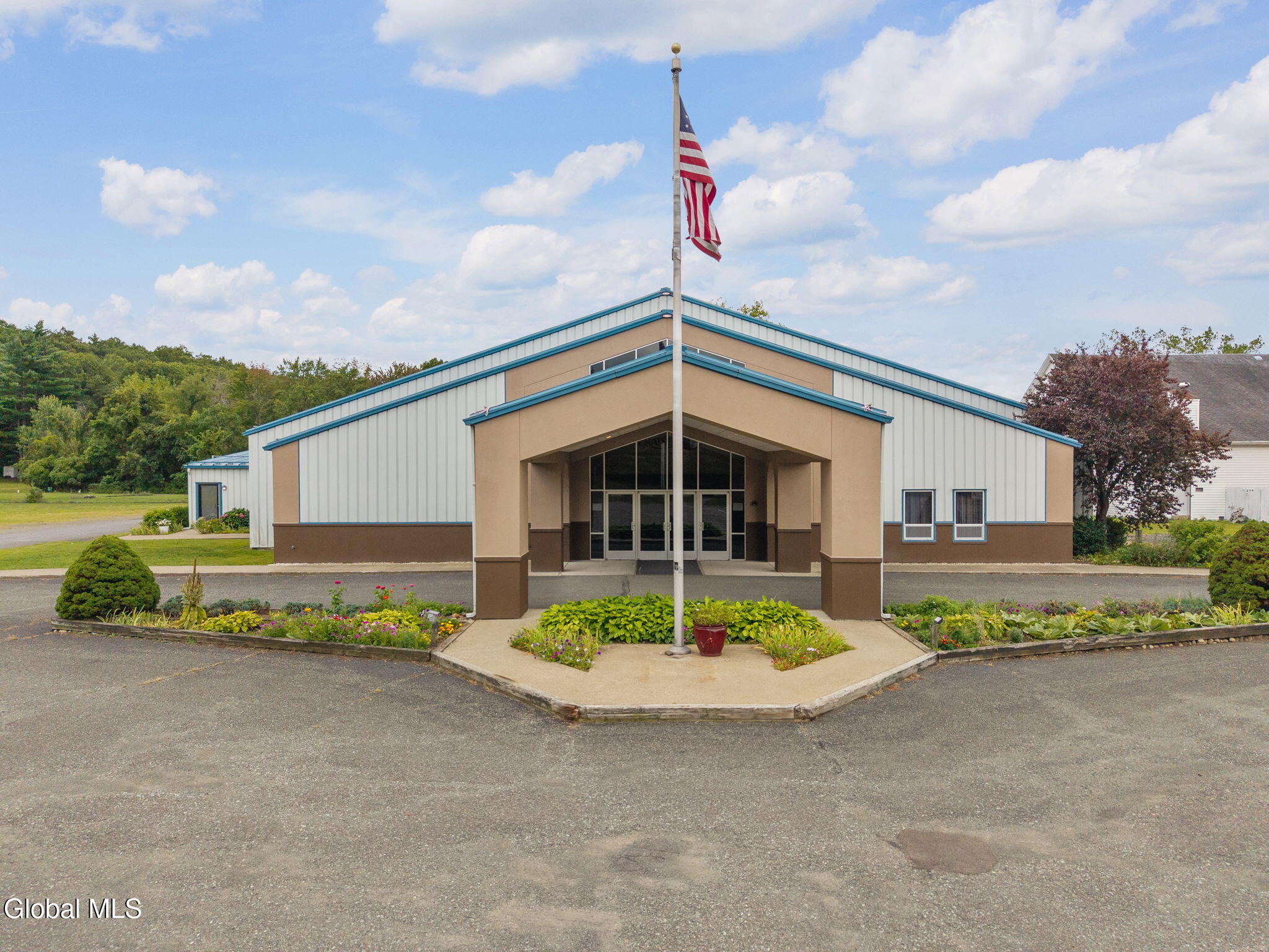 1688 Us-9 Castleton NY 12033