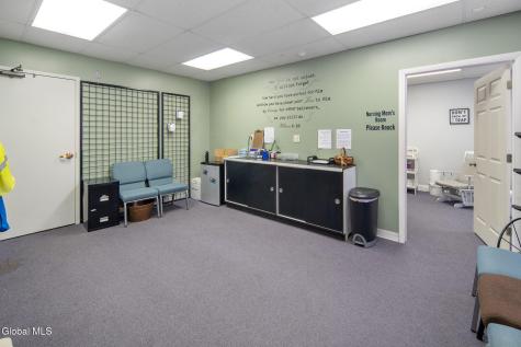 1688 Us-9 Castleton NY 12033